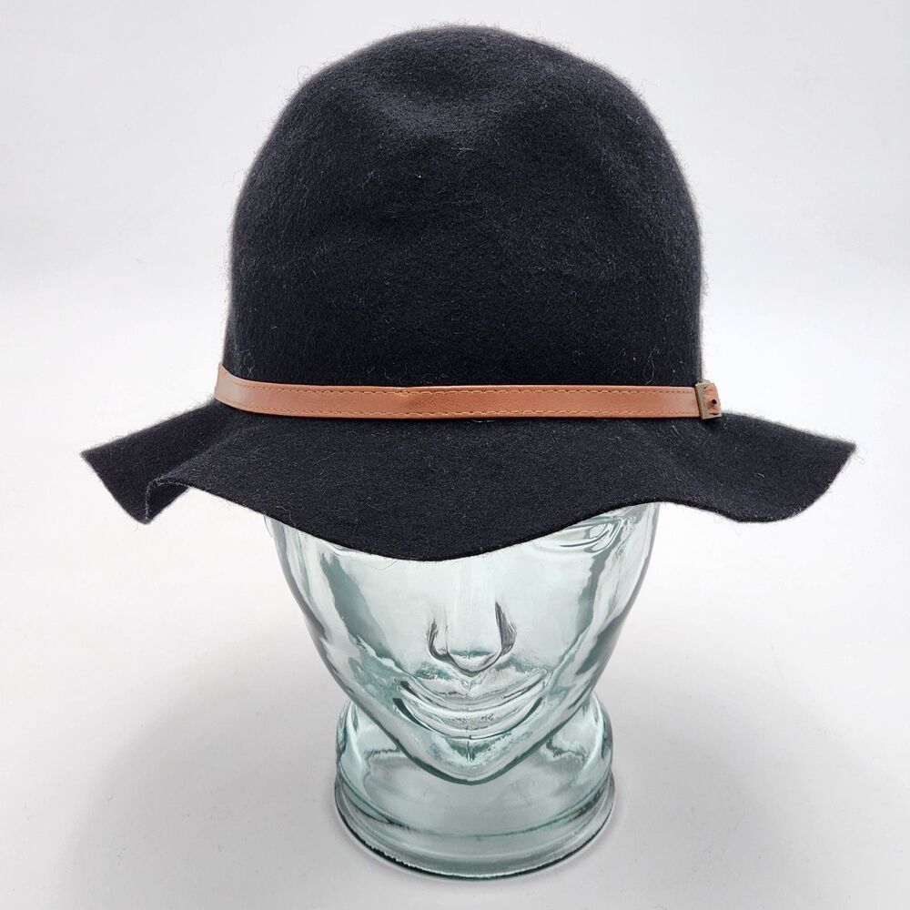 Vintage Wool Black Tan Belt Buckle Cloche Brim Hat